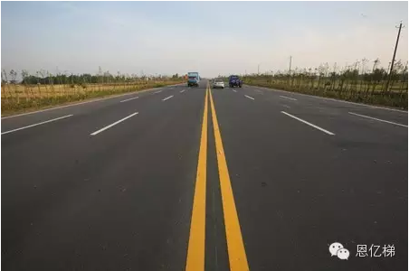 ���|���Դ�И�(bi��o)��(n��i)�ɹ��䴨���������һ��(j��)��·�C(j��)늹���